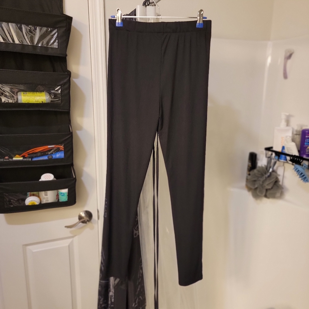 Romwe black women's pants with string belly wrap tie, Size Large